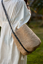 Load image into Gallery viewer, ALICE M Leather Stitch Sac